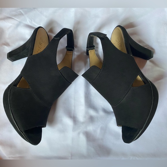 Naturalizer Peep Toe Heels - size 7 - Picture 4 of 7